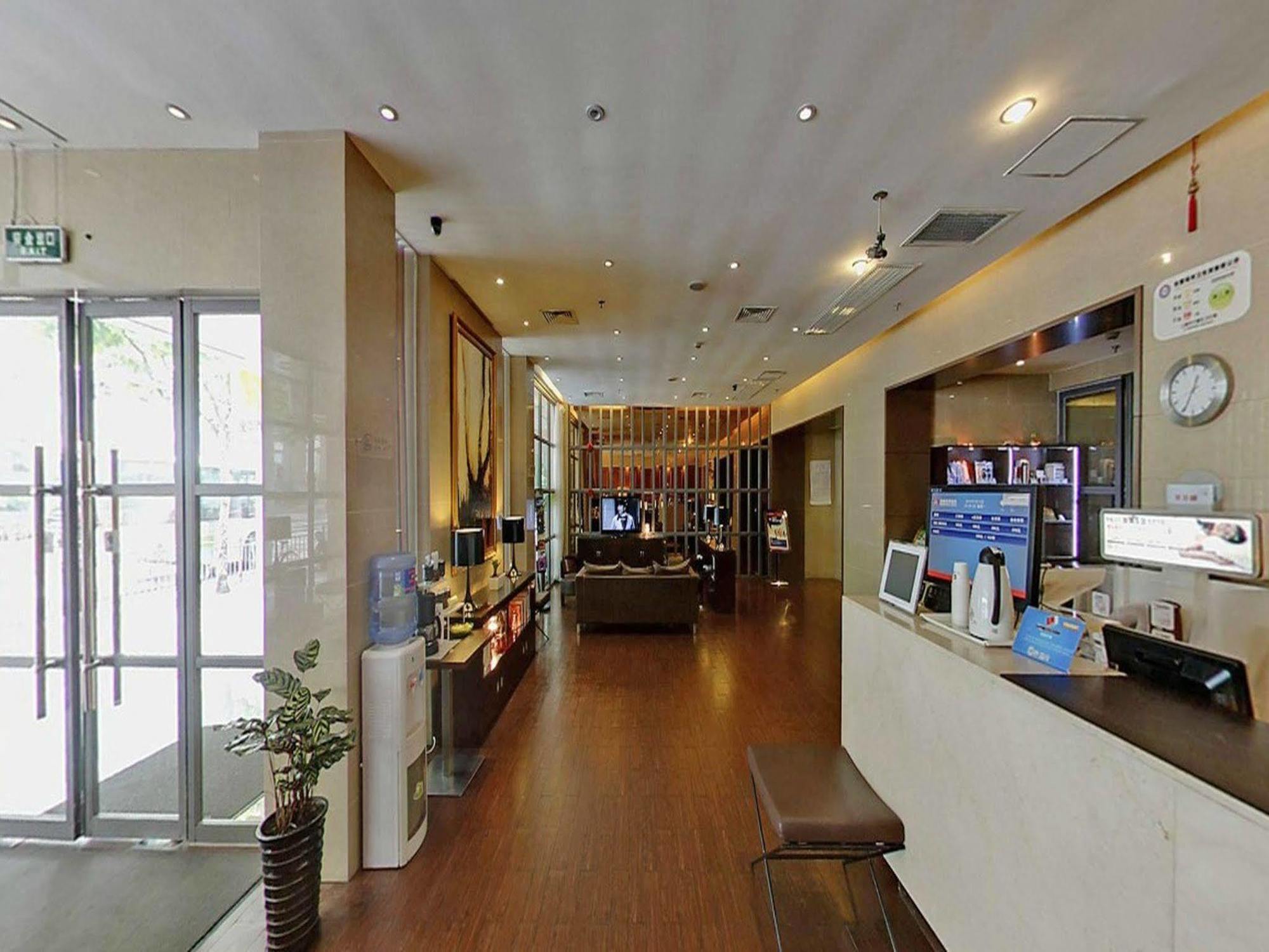 Ji Hotel Xintiandi Шанхай Экстерьер фото